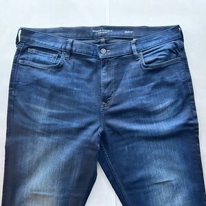 Banana Republic | Traveler Slim Fit Jeans – Men’s 38×32